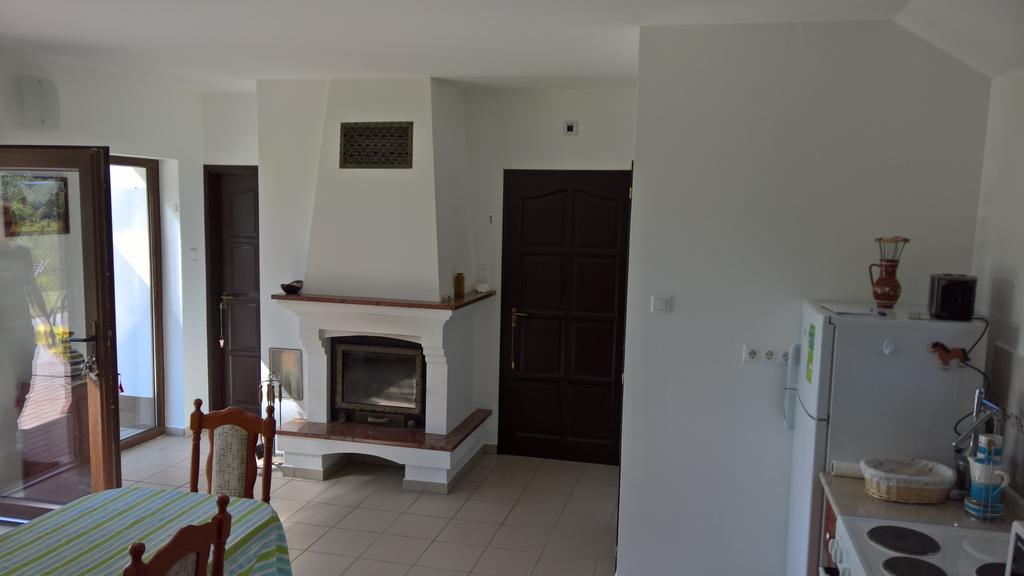 Beppe Vendeghaz Guest House Abaliget Ngoại thất bức ảnh